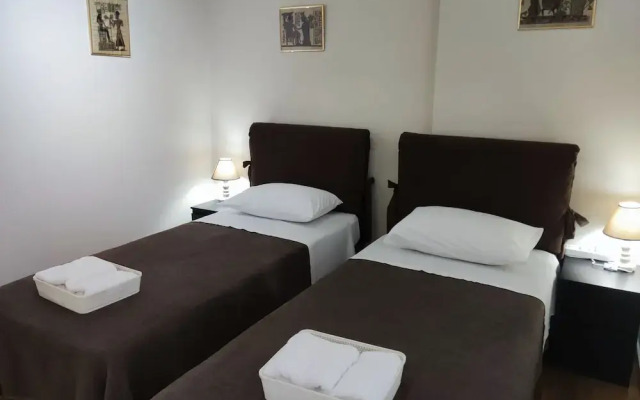 A&J Apartments or Rooms athens airport