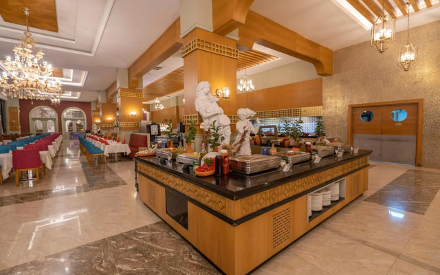 J'adore Deluxe Hotel & Spa