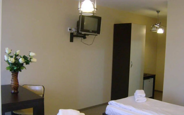Lion's Hotel
