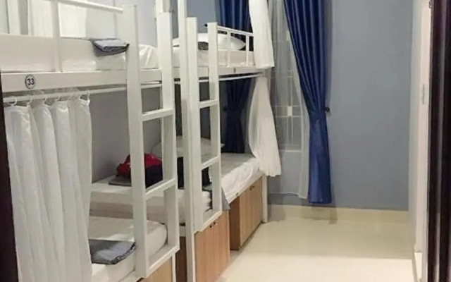 Amy 2 Hostel