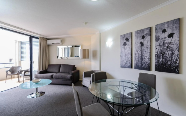 West End Central Apartments