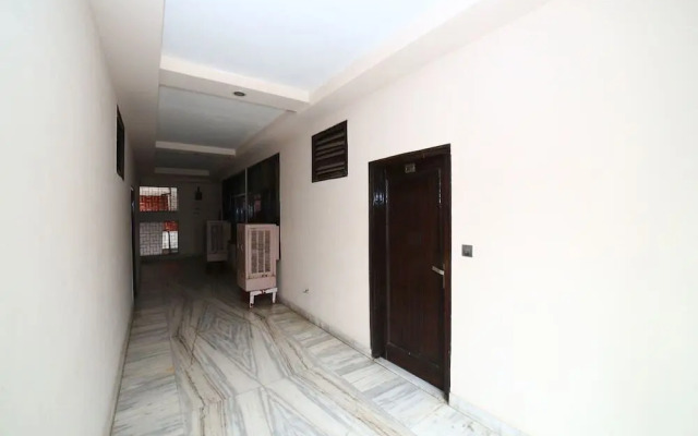 OYO 1067 Hotel Surbhi