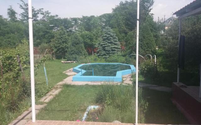 Garden house
