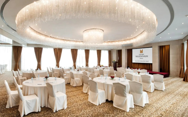 Grand Millennium Dubai Hotel