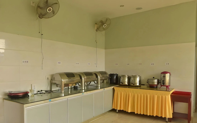 GreenTree Inn Shanghai Songjiang District Yanshou Road Li Tower