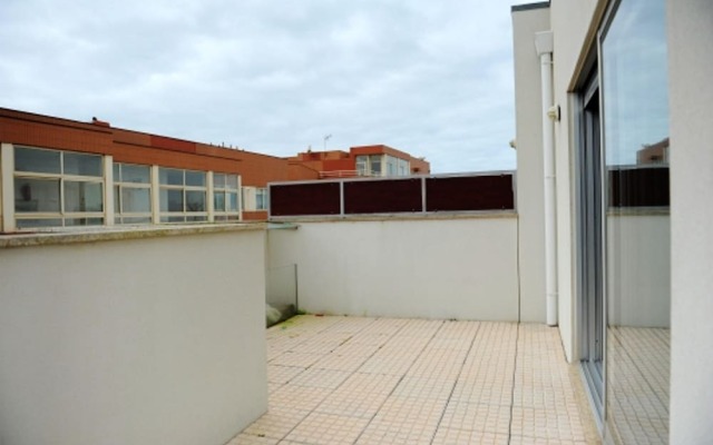 Apartment with 3 Bedrooms in São Félix Da Marinha, with Furnished Terrace And Wifi - 500 M From the Beach