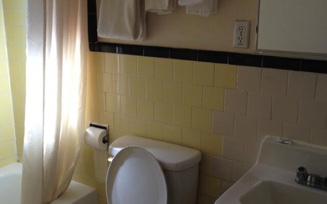 National 9 Inn Farmington