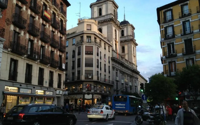 Silver Apartment Calle Toledo by Batuecas