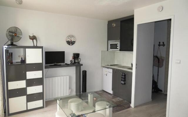 Appartement Sète, 1 pièce, 4 personnes - FR-1-338-368