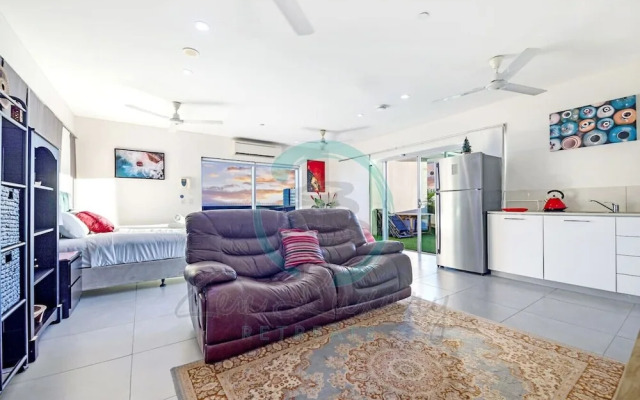 The Lava Lounge Panoramic Rooftop Holiday Retreat