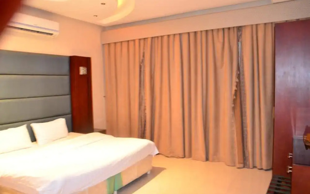 Quiet Rooms 3