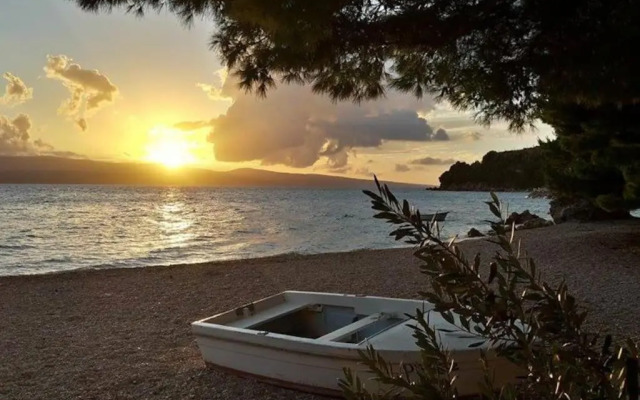 Beach house Medići