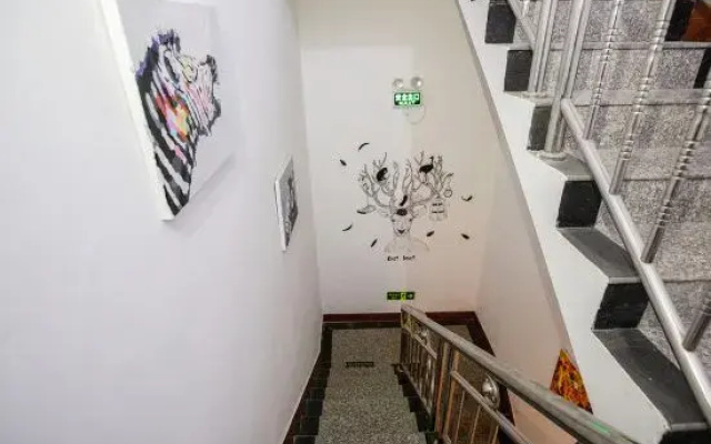 Dream 1988 Hotel