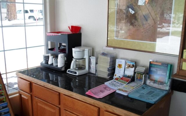 Budget INN At The Heavenly Gondola