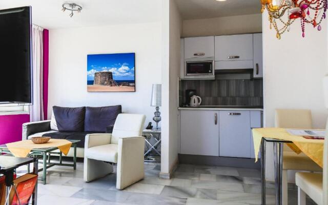 R2 Maryvent Beach Apartaments