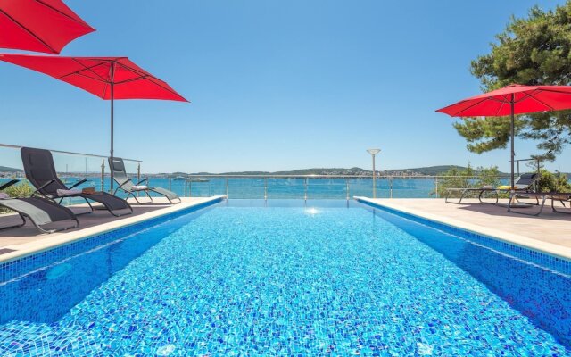 Gem of the Sea Alenka