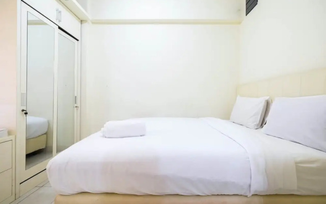 Simple 2BR Green Pramuka Apartment