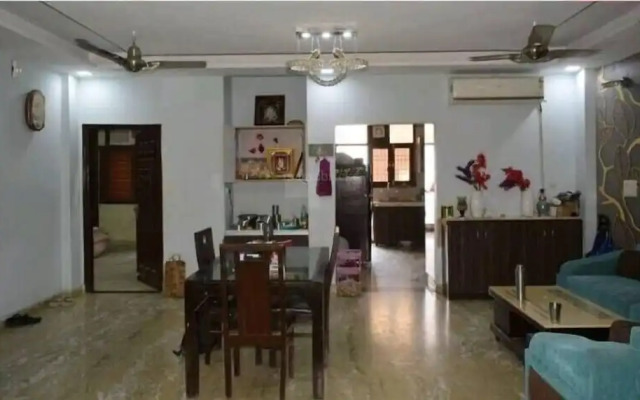 Castle Inn Serviced Apartment