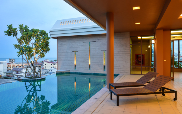 Hisea Huahin Hotel