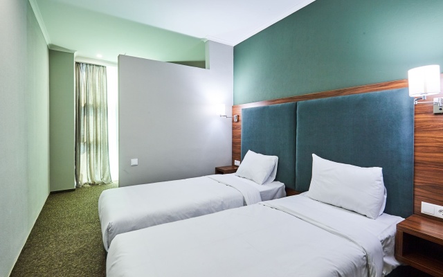 Green Tower Hotel