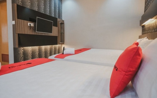 RedDoorz @ Jamin Ginting Medan – Guest Rooms – Medan