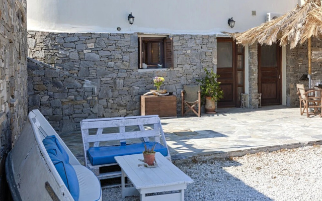 Aegean View Seaside Apartment Syros