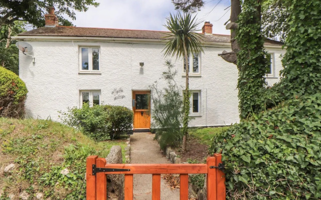 Myrtle Cottage
