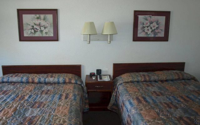 Yellowstone River Inn