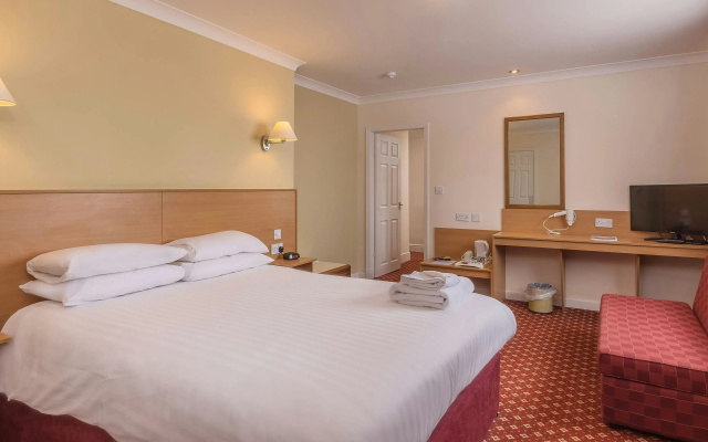 Crewe Arms Hotel