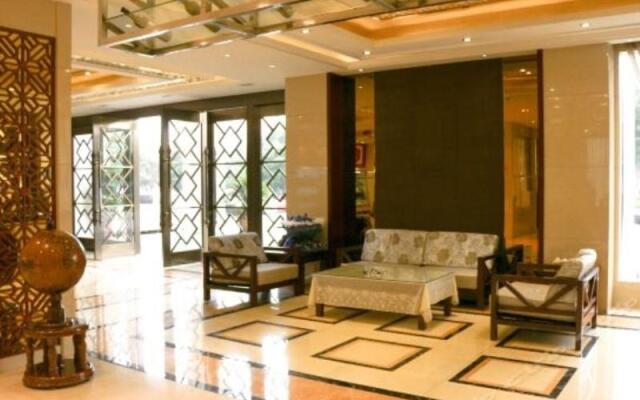 GreenTree Alliance Hotel Linyi Bus Station
