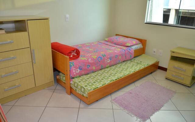 Casa Ingleses Santinho