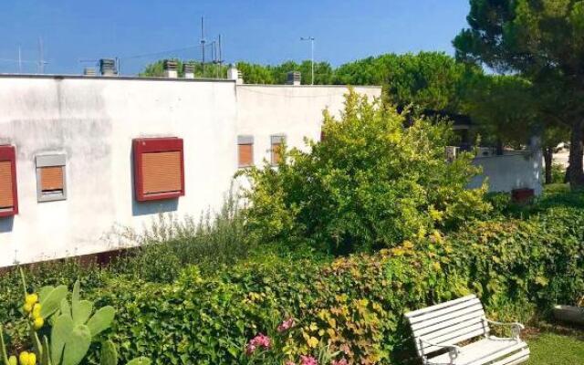 N195 - Numana, ampio pentalocale con giardino