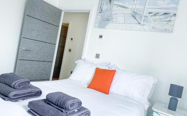 Waterstone House Penthouse Apartment