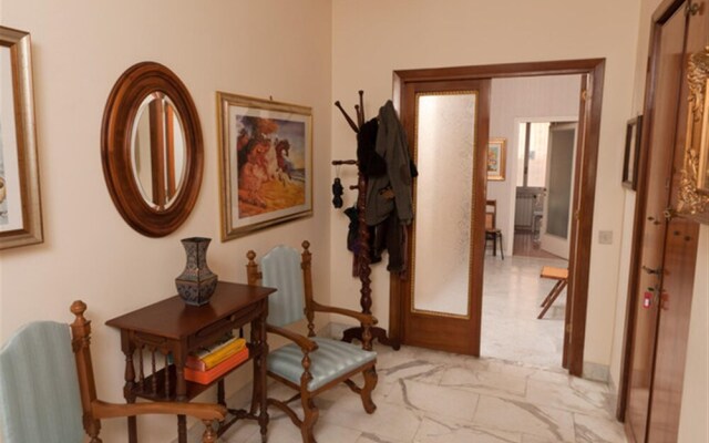 Luminous Trastevere Apartment, Wifi, Balcony, Lift, Parking