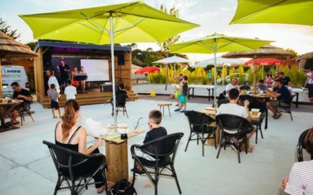 Camping les Dinosaures