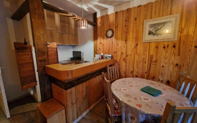Appartement Les Deux Alpes, 1 pièce, 4 personnes - FR-1-516-75