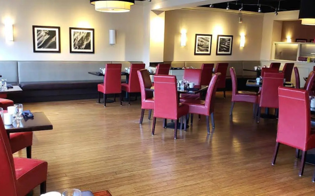 Wyndham Providence Airport
