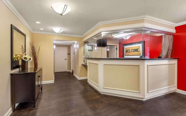 Extended Stay America Select Suites Chicago Vernon Hills Lin