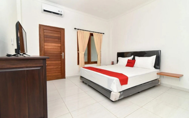 RedDoorz Near Balangan Beach Bali