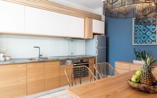 Blue Island Luxury Apartment