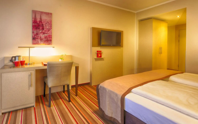 Leonardo Hotel Koeln