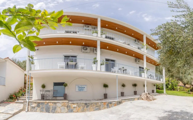 Pteleo apartments