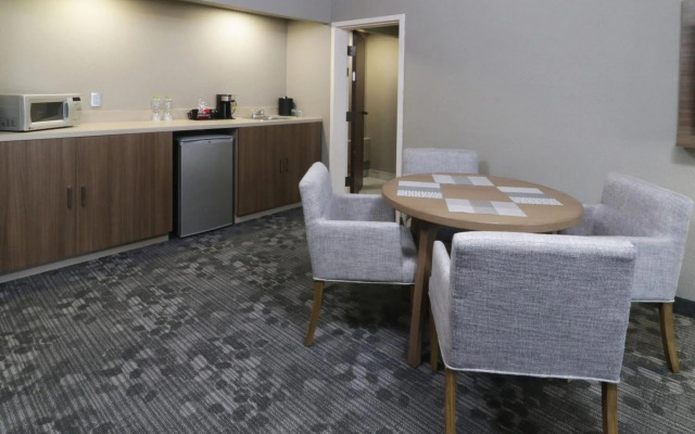 Courtyard by Marriott Monterrey Airport