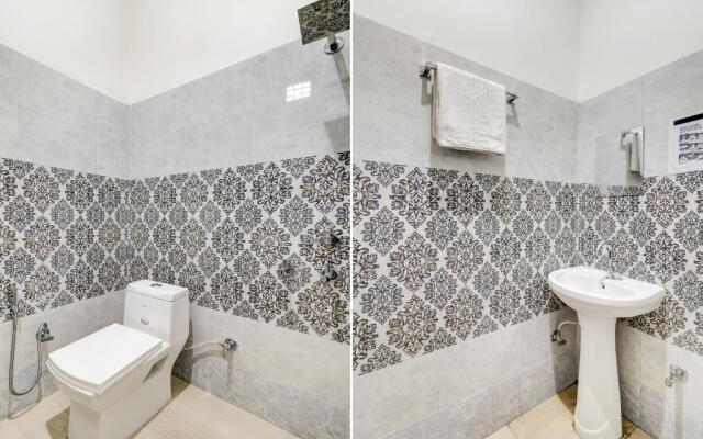 OYO Flagship 77249 Hotel Neelkanth