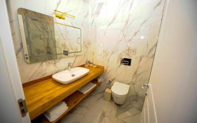 Assos Seyir Konaklari Otel