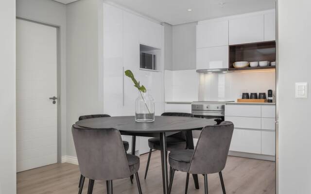 16 on Bree Luxury Apartments