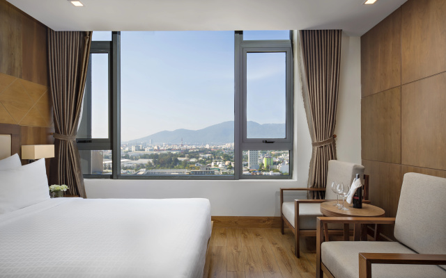 Nhu Minh Plaza Danang Hotel – Guest Rooms – Da Nang