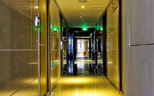 Neat Hotel