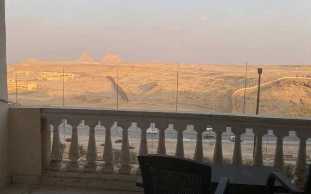Pyramita Hotel