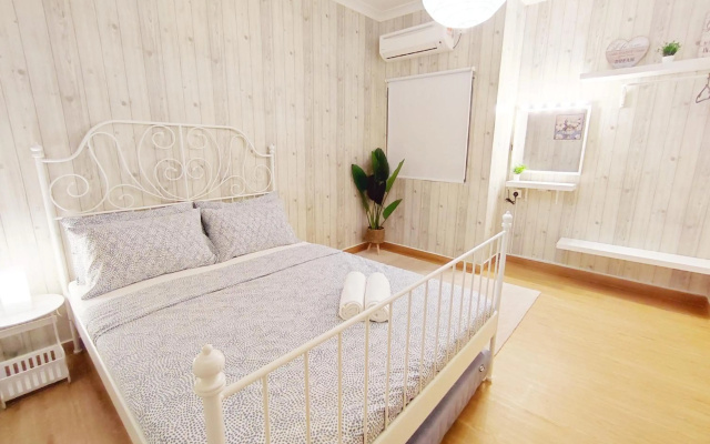 THRE @ Tiara desaru [Private Apartment with Beach] - photo 5